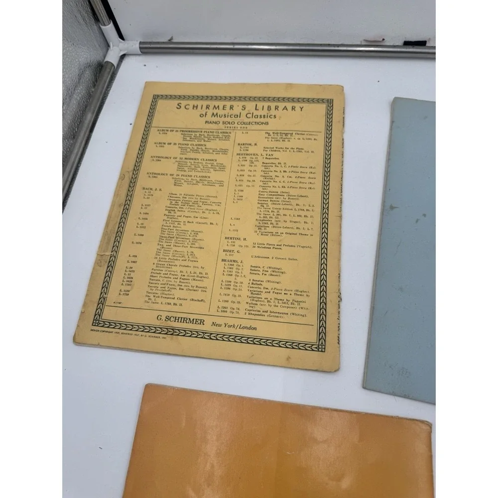Lot of 5 Vintage Piano Books Star Wars T.v. Them and Scales Sheet music beginner